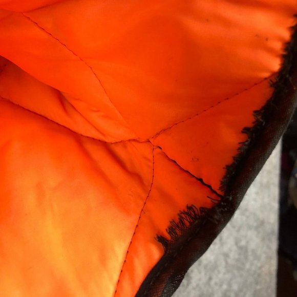 Hunting Vest M/L Boys Camo Quilted Insulated Pockets Reversible Safety Orange - Picture 5 of 11